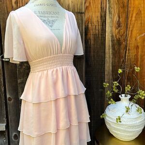 FOREVER
21 LOW V-NECK MINI DRESS. Size M